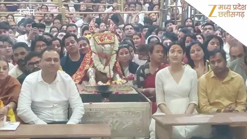 Medha Shankar Ujjain: महाकाल के दरबार में 12वीं फेल की एक्ट्रेस मेधा शंकर, भस्म आरती में हुईं शामिल