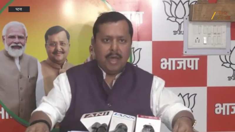 'विदेशी शक्तियों की कठपुतली बन गए हैं राहुल गांधी', नितिन नबीन ने कहा- देश की जनता से समझौते की राजनीति करता है गांधी परिवार