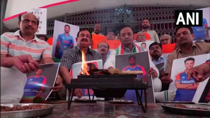 T20 рд╡рд░реНрд▓реНрдб рдХрдк рдХрд╛ рдлрд╛рдЗрдирд▓ рдореБрдХрд╛рдмрд▓рд╛, рдХрд╛рдирдкреБрд░ рдореЗрдВ рдЗрдВрдбрд┐рдпрд╛ рдХреА рдЬреАрдд рдХреЗ рд▓рд┐рдП рд╡рд┐рд╢реЗрд╖ рдкреНрд░рд╛рд░реНрдердирд╛