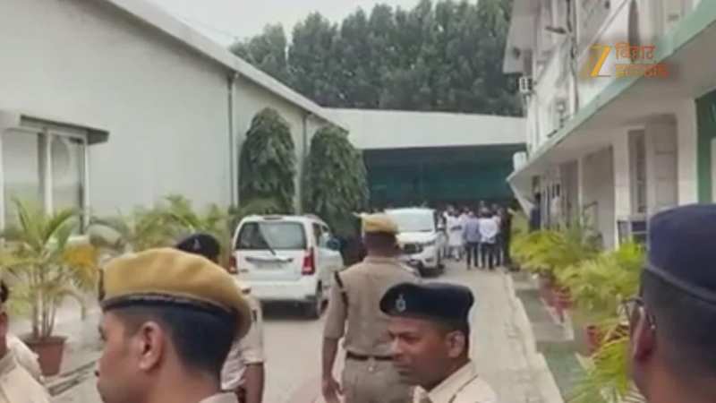 VIDEO: जब बतौर JDU नेता पहली बार पार्टी कार्यालय पहुंचे निशांत कुमार, कार्यकर्ताओं ने कर दी ये मांग