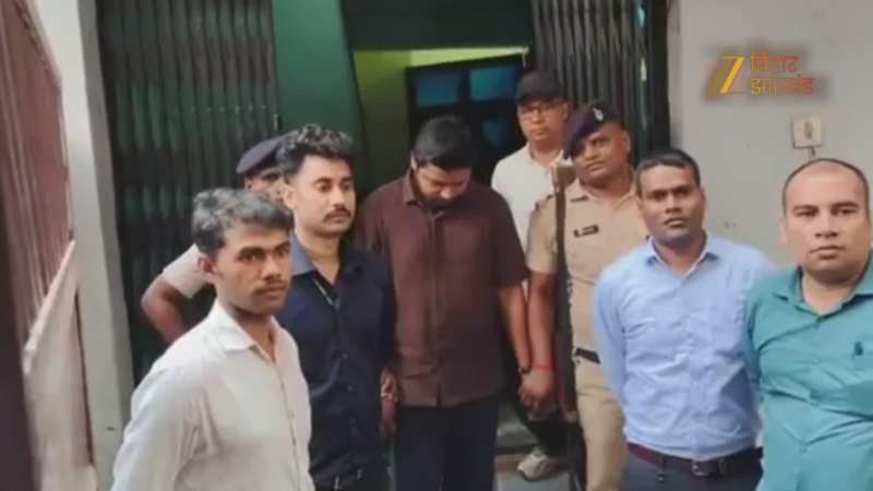 गाय की सब्सिडी के लिए मांग रहे थे रिश्वत, बेतिया में डेयरी फील्ड ऑफिसर अनुराग कुमार गिरफ्तार