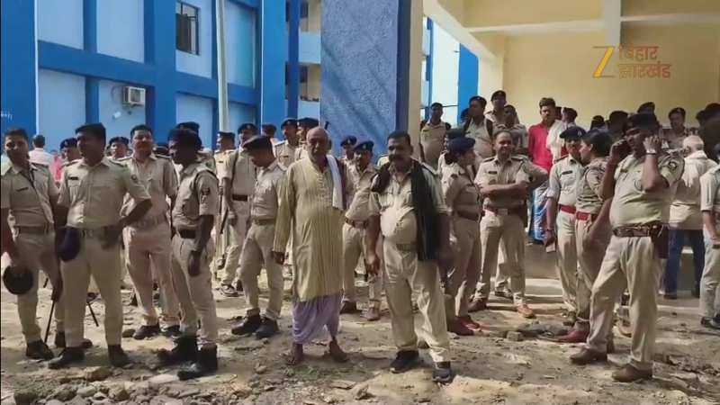 शीतला माता के दरबार में व्यवस्था की 'बलि' चढ़ गए 9 लोग, 6 लाख रुपये के मुआवजे से क्या भर पाएगा पीड़ितों का जख्म?