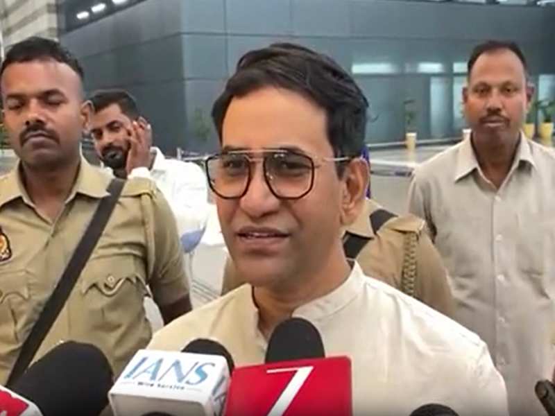 'हमें नहीं पता, हम तो अभी फ्लाइट में थे', निशांत के सीएम बनने को लेकर जानें क्या बोले निरहुआ