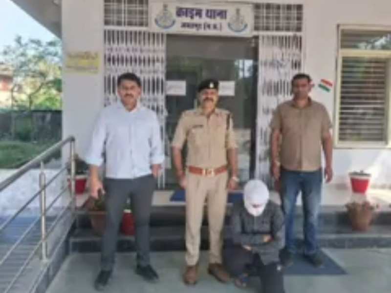 MP में फर्जी सिम का 'महाजाल', एक चेहरे से सैकड़ों SIM एक्टिवेट, UP-बिहार और महाराष्ट्र तक जुड़े तार