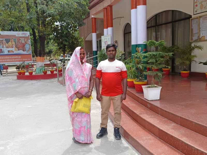 इजराइल से घर लौटे अखिलेश: अंबेडकरनगर के लाल पर योगी सरकार हुई मेहरबान, जॉर्डन के रास्ते कराई सुरक्षित घर वापसी