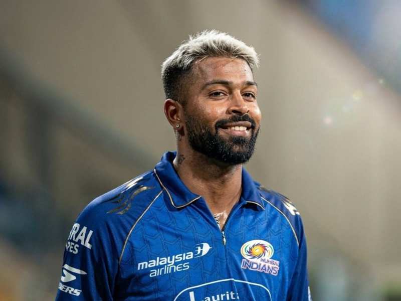 मुंबई इंडियंस के साथ रवाना हुए हार्दिक... क्या अगले मैच से पहले हो पाएंगे फिट या सूर्या होंगे कप्तान?