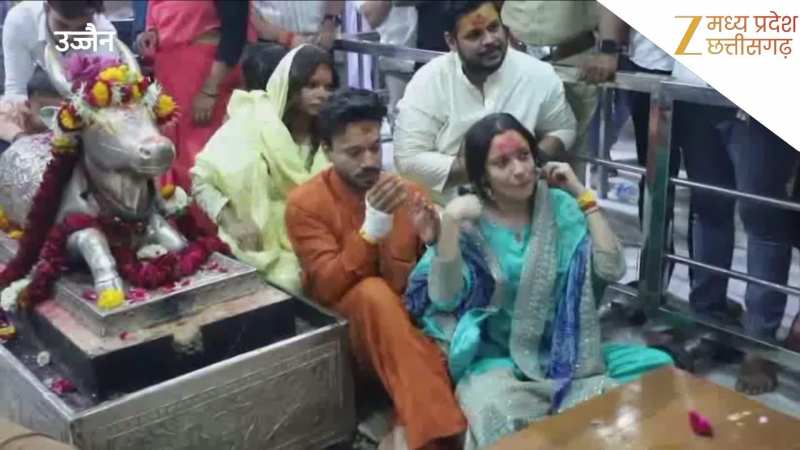 महाकाल की शरण में अंकिता लोखंडे, पति विक्की जैन के साथ भस्म आरती में हुईं शामिल