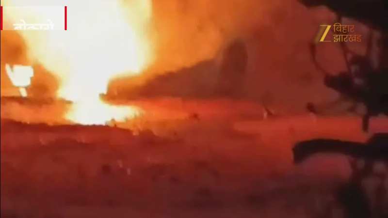 VIDEO: सुलगती कार, उड़ता धुआं और चीख-पुकार, बोकारो में दहला देने वाली रात