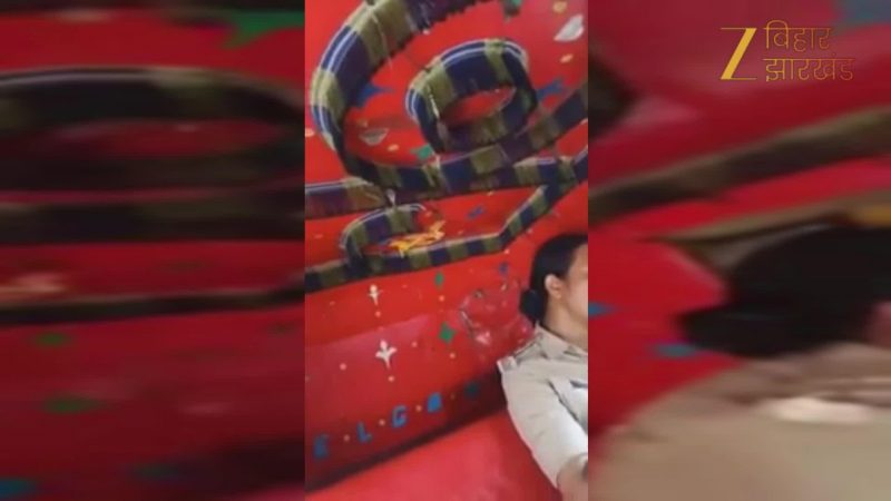 Video: '400 ले लीजिए मैडम..' पटना पुलिस की महिला दारोगा का घूस लेते वीडियो वायरल, हुईं सस्पेंड