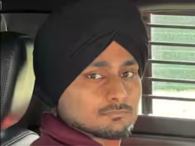 ਕੈਨੇਡਾ ਵਿਚੋਂ ਪੰਜਾਬੀ ਨੌਜਵਾਨ ਡਿਪੋਰਟ; ਫਿਰੌਤੀ ਦੀਆਂ ਵਾਰਦਾਤਾਂ ਨਾਲ ਜੁੜੇ ਤਾਰ