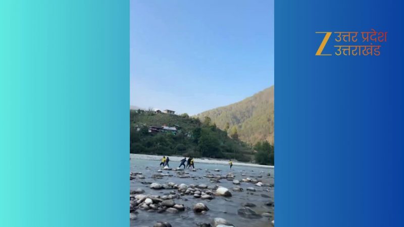 उत्तरकाशी में नदी की लहरों में फंसा जेसीबी चालक, कुछ पल की देरी में चली जाती जान, ऐसे हुआ रेस्क्यू